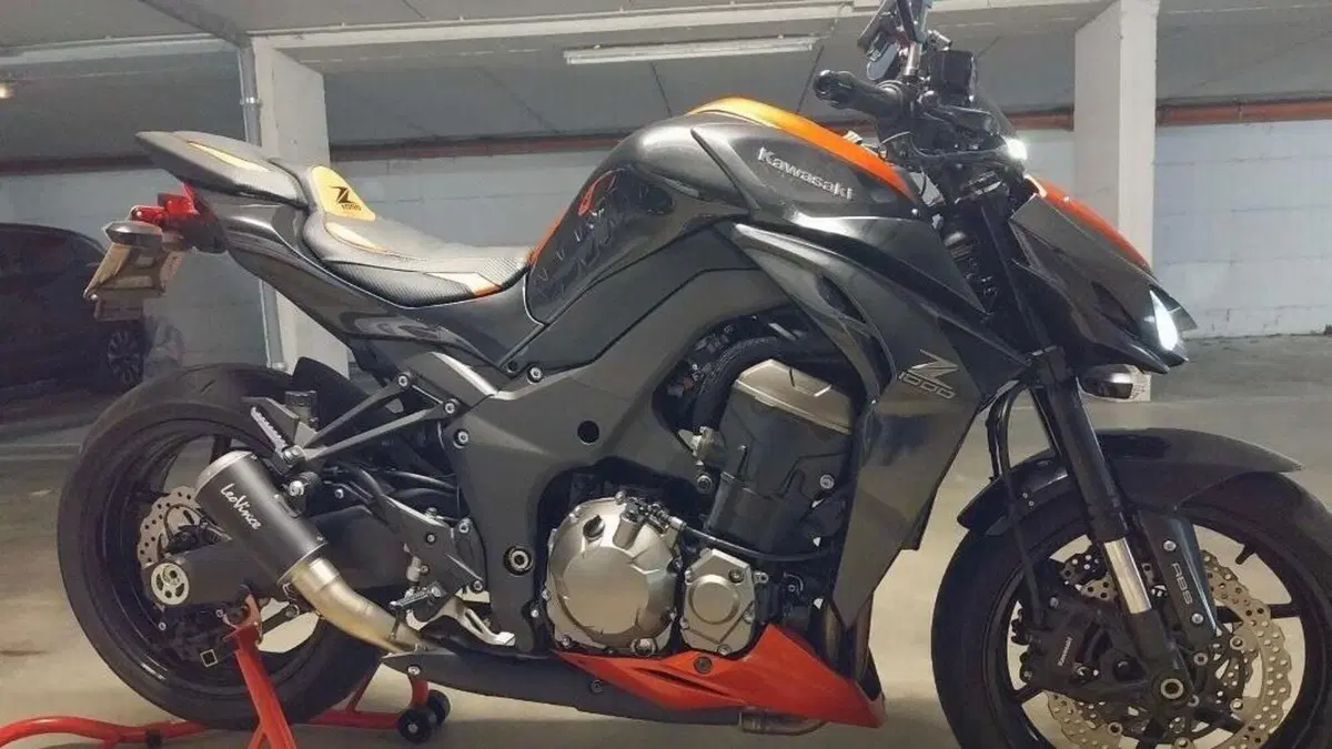Kawasaki Z 1000 ABS (2014 - 16)  (5)