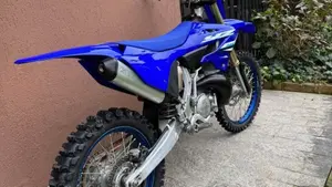 Yamaha YZ 250 (2025)  (3)
