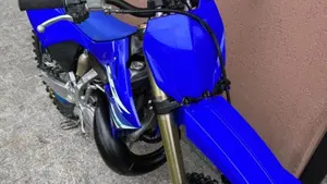 Yamaha YZ 250 (2025)  (5)