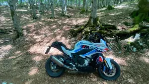 Bmw M 1000 XR (2024 - 27)  (3)