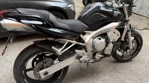 Yamaha FZ6 (2004 - 07)  (3)