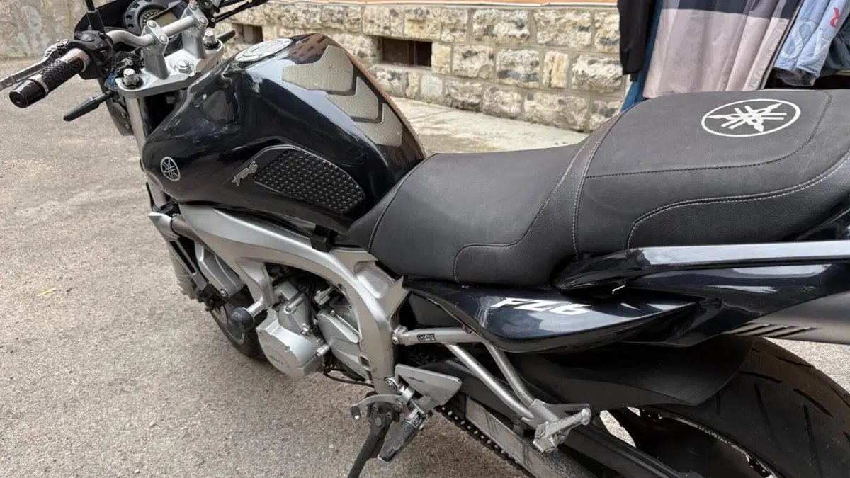 Yamaha FZ6 (2004 - 07)  (4)
