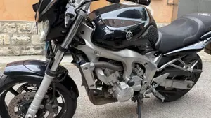 Yamaha FZ6 (2004 - 07)  (7)