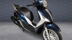 Piaggio Medley 150 ABS (2016 - 19)  (2)