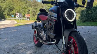 Ducati Monster 937 + (2021 - 25)