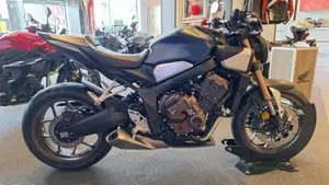 Honda CB 650 R E-Clutch (2024 - 26) 