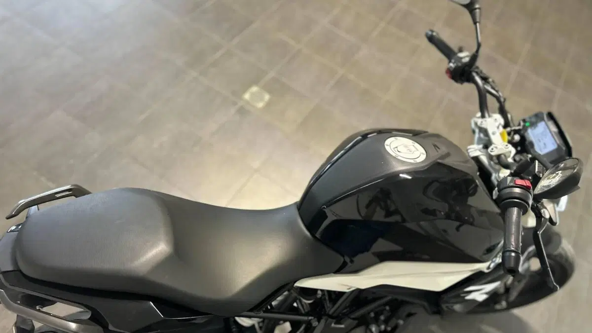 Bmw G 310 R (2021 - 25)  (8)