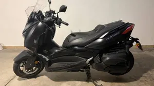 Yamaha X-Max 400 Iron Max (2019 - 20) 