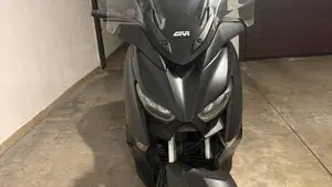 Yamaha X-Max 400 Iron Max (2019 - 20)  (3)