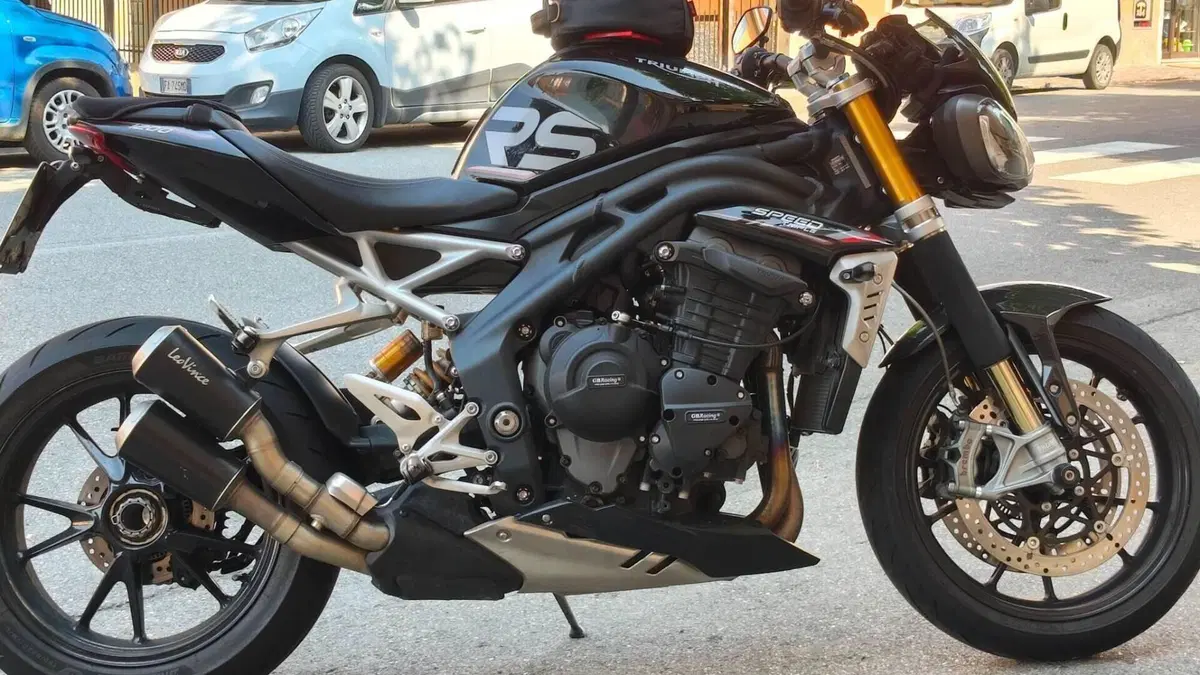Triumph Speed Triple 1200 RS (2021 - 24)  (3)