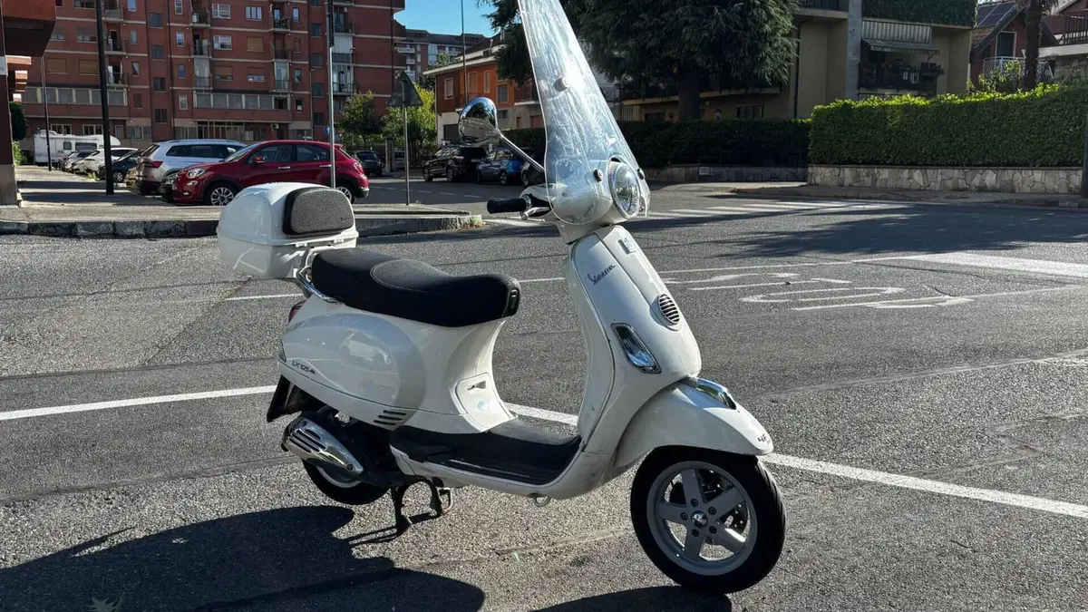 Vespa LX 125 (2005 - 11)  (3)