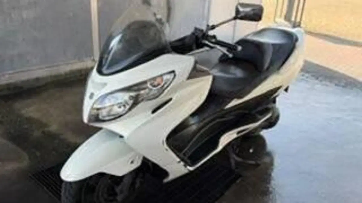 Suzuki Burgman AN 400 ABS (2010 - 13)  (2)