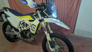 Husqvarna 701 Enduro (2017 - 19)  (3)