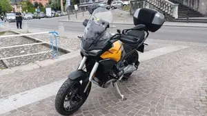 Moto Guzzi Stelvio (2024 - 26)  (4)