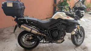 Triumph Tiger 800 (2010 - 14)  (3)