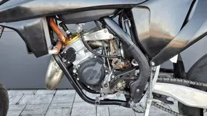 KTM 125 SX (2019)  (4)