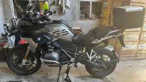 Bmw R 1200 GS (2017 - 18)  (2)