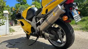 Suzuki   (6)
