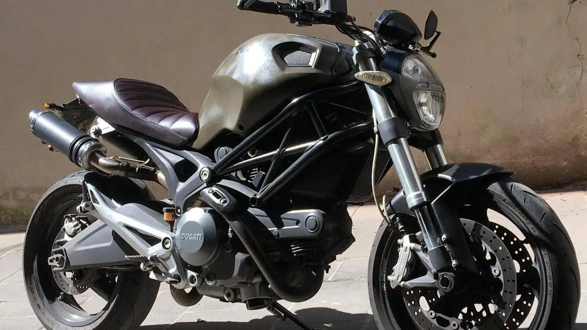 Ducati Monster 696 Plus (2007 - 14) 