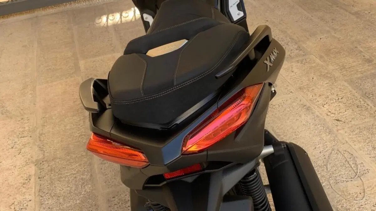 Yamaha X-Max 125 Iron Max (2019 - 20)  (8)