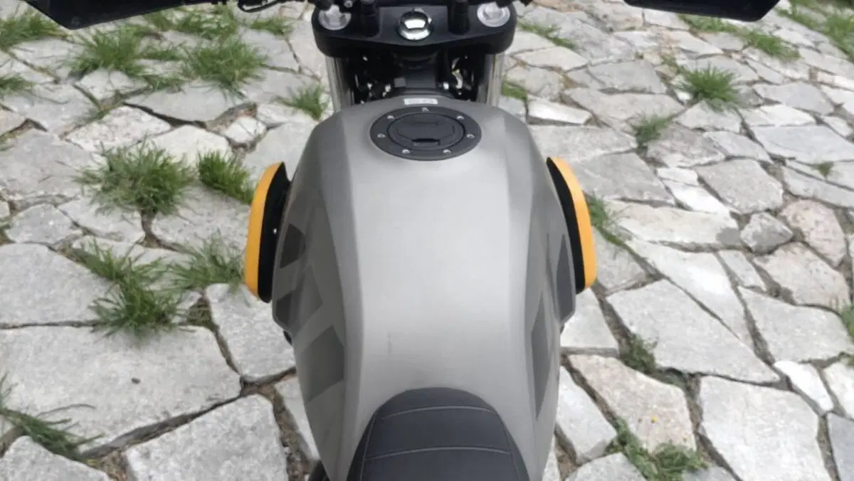 Royal Enfield Scram 411 (2022 - 24)  (8)