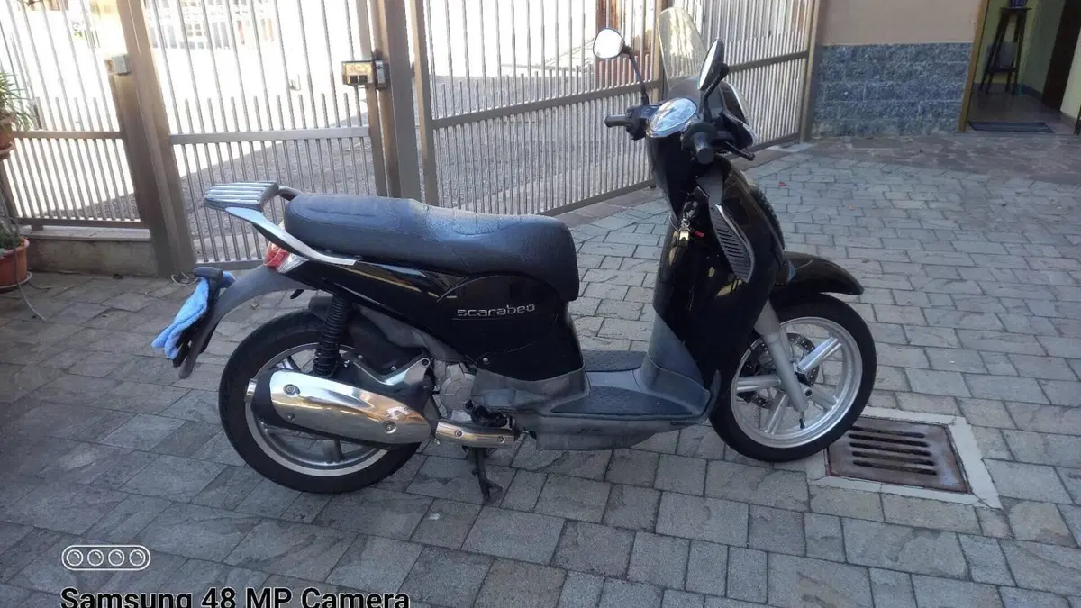 Aprilia Scarabeo 200 i.e. (2009 - 11)  (3)