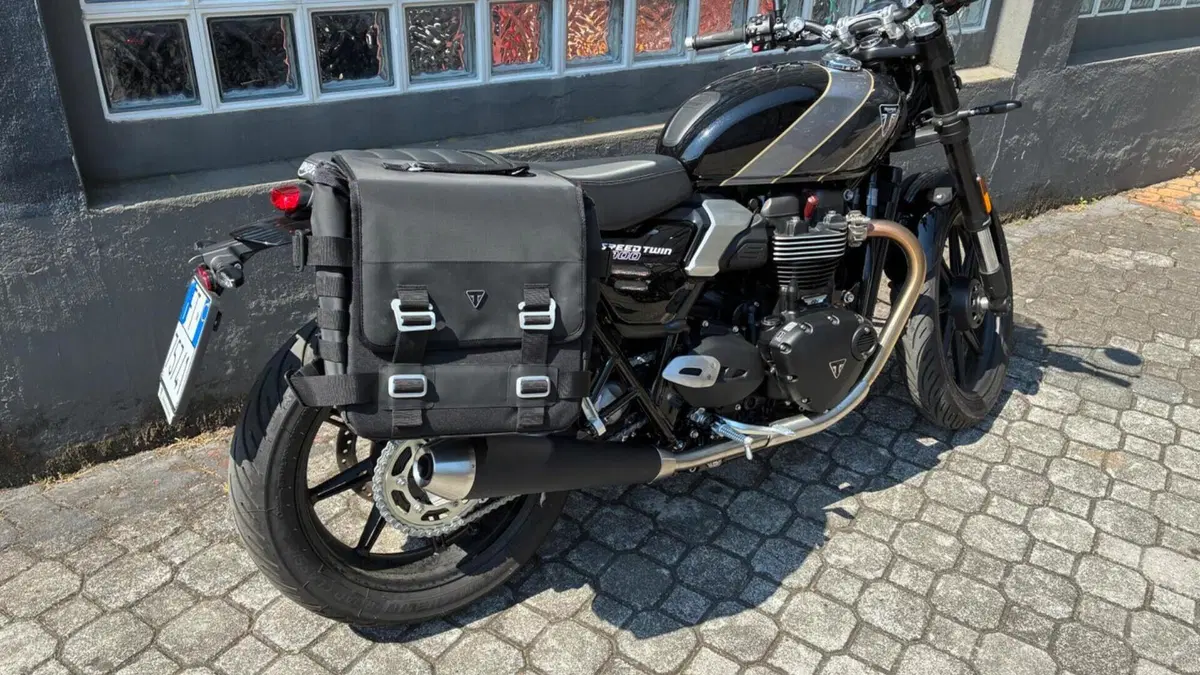 Triumph Speed Twin 900 (2025 - 26)  (6)