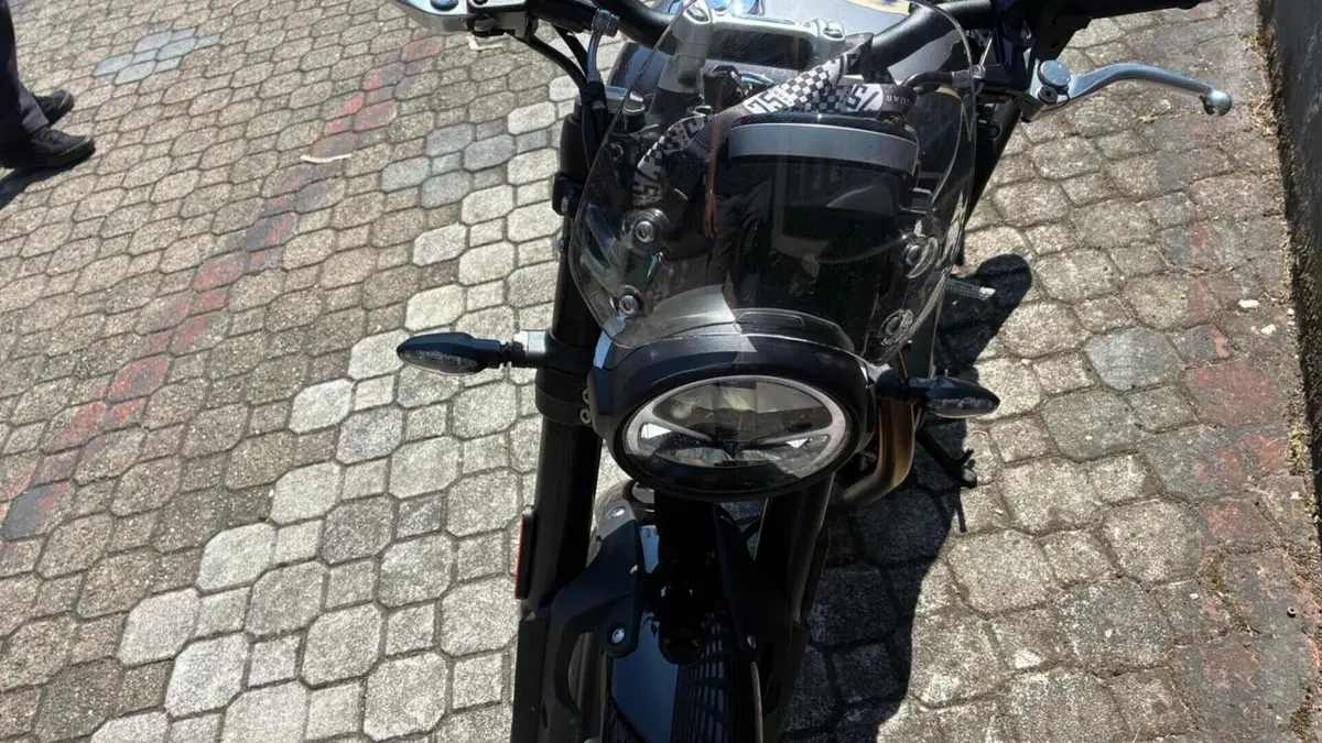 Triumph Speed Twin 900 (2025 - 26)  (8)