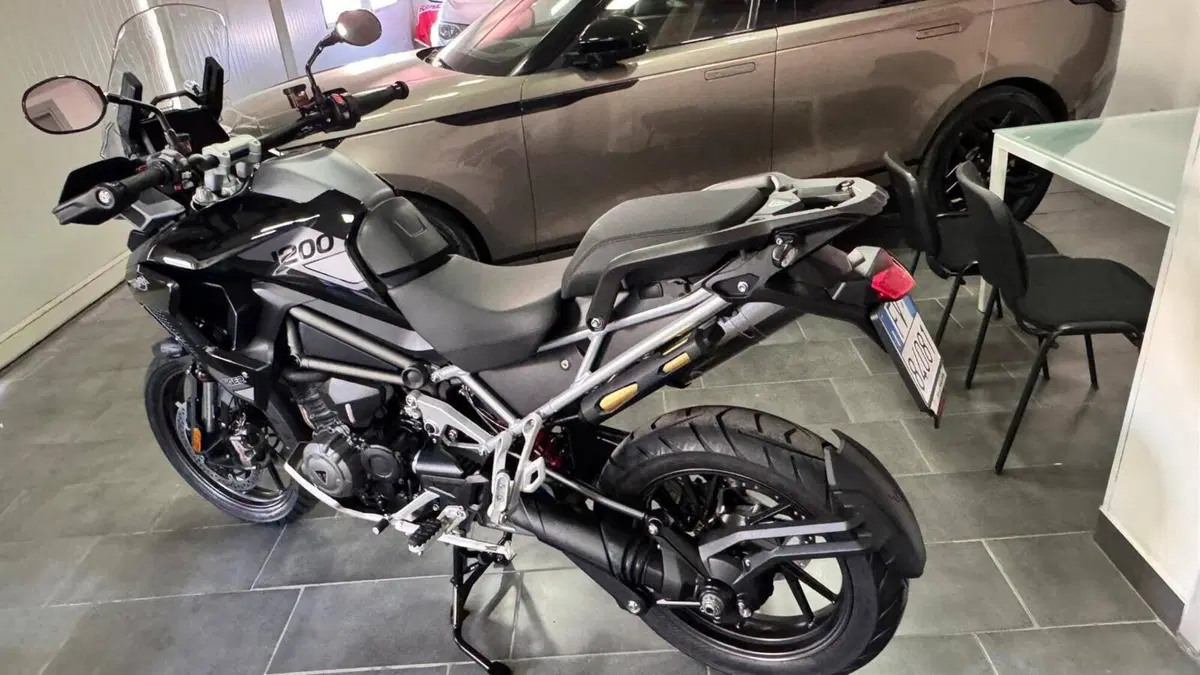 Triumph Tiger 1200 GT Pro (2024 - 26)  (12)