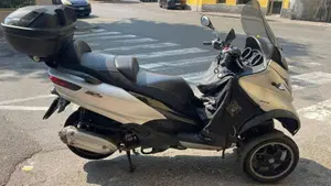 Piaggio Mp3 300 ie Sport LT ABS (2014 - 16) 