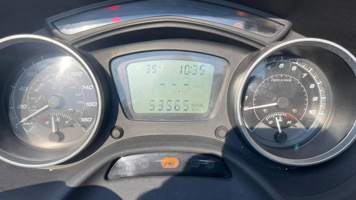 Piaggio Mp3 300 ie Sport LT ABS (2014 - 16)  (3)