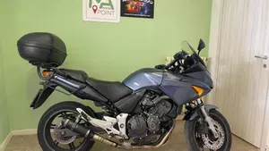 Honda CBF 600 (2004 - 06)  (2)