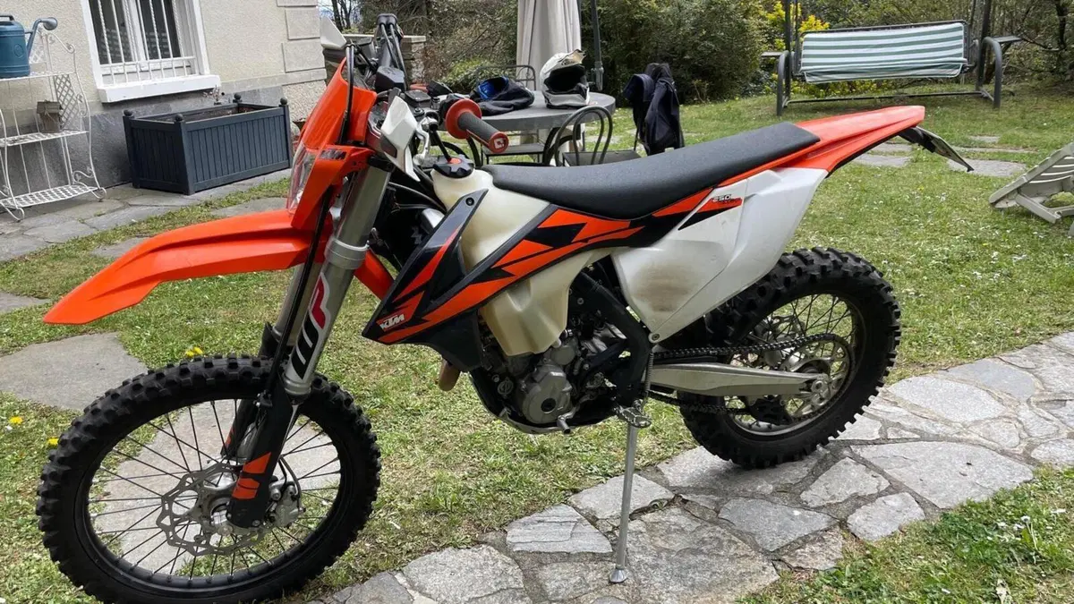 KTM 250 EXC-F (2019)  (2)