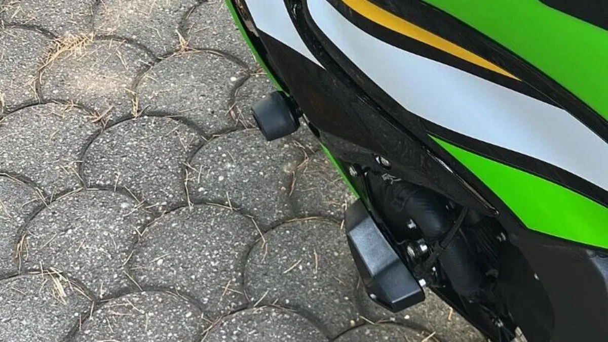 Kawasaki Ninja 636 ZX-6R Performance (2025 - 26)  (6)