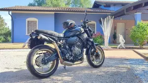 Yamaha XSR 700 (2022 - 26)  (3)