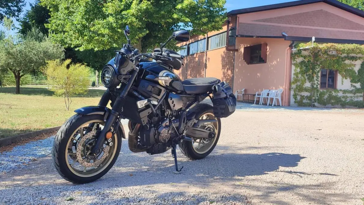 Yamaha XSR 700 (2022 - 26)  (4)