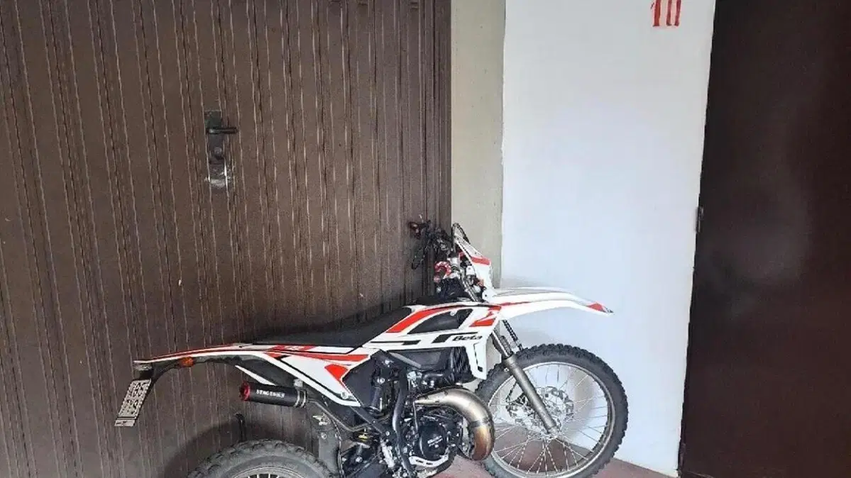 Betamotor RR 50 Enduro (2021 - 26)  (2)