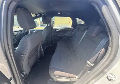 Ford Kuga 2.5 Full Hybrid 190 CV CVT 2WD ST-Line (11)