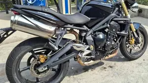 Triumph Street Triple (2007 - 12)  (7)
