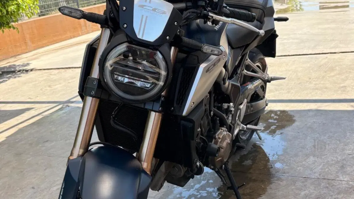 Honda CB 650 R (2021 - 23)  (4)
