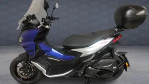Aprilia SR GT 125 (2022 - 24)  (3)