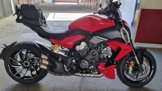Ducati Diavel V4 (2023 - 26) usata