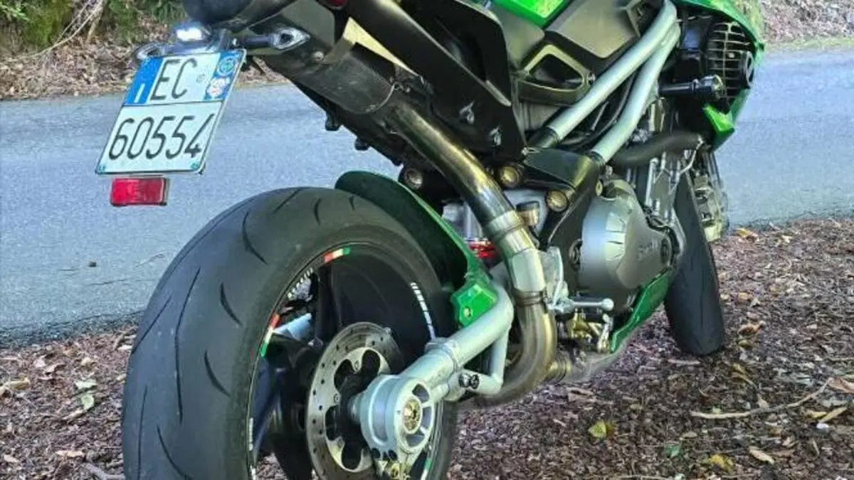 Benelli TNT 1130 (2004 - 08)  (4)