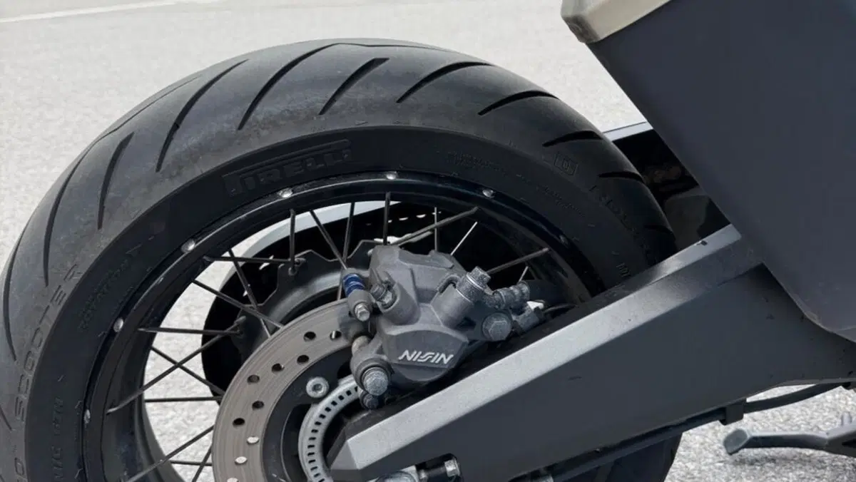Honda X-ADV 750 Adventure (2025 - 26)  (8)