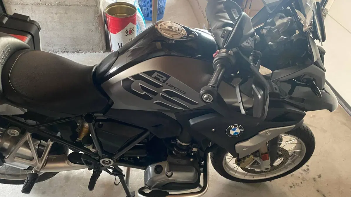 Bmw R 1200 GS (2017 - 18)  (2)