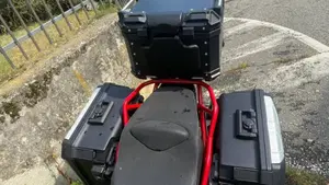 Moto Guzzi V85 TT (2021 - 23)  (6)