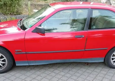 BMW 316 Compact  (2)
