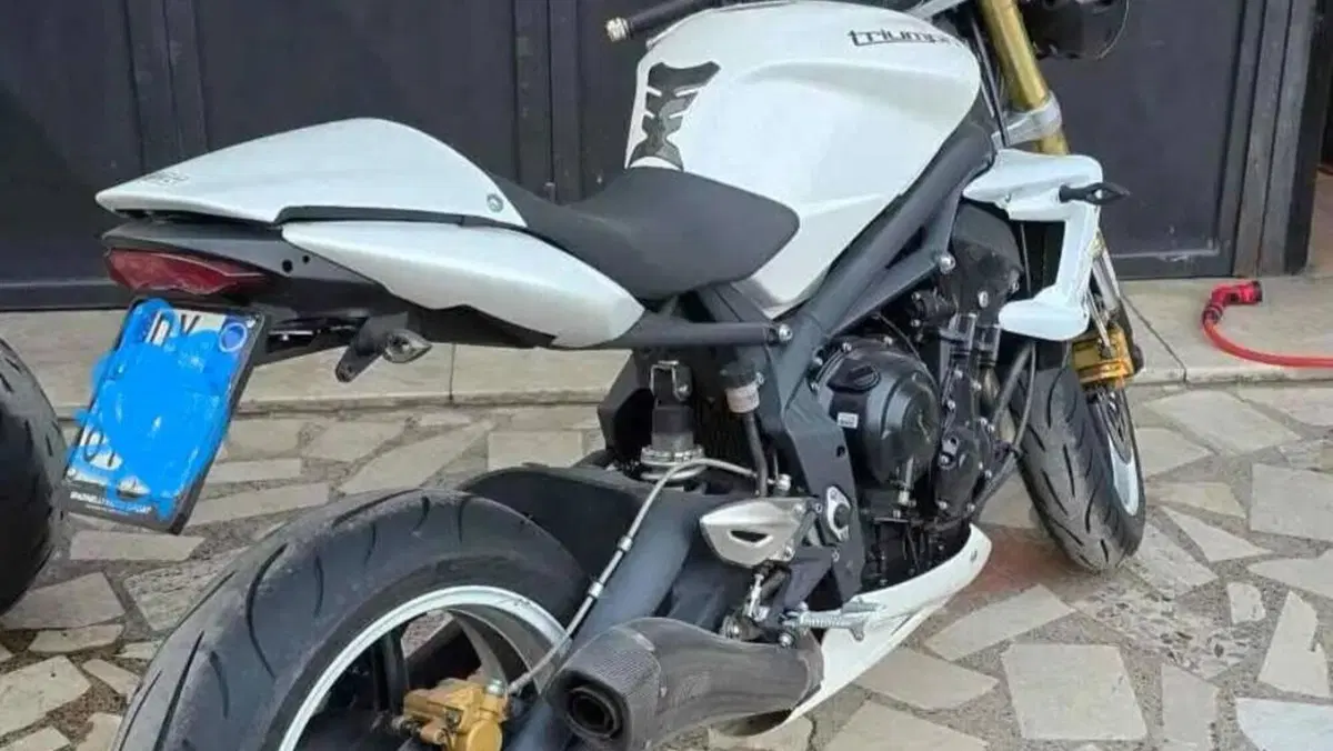 Triumph Street Triple (2007 - 12) 