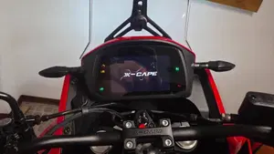 Moto Morini X-Cape 650 (2021 - 26)  (8)