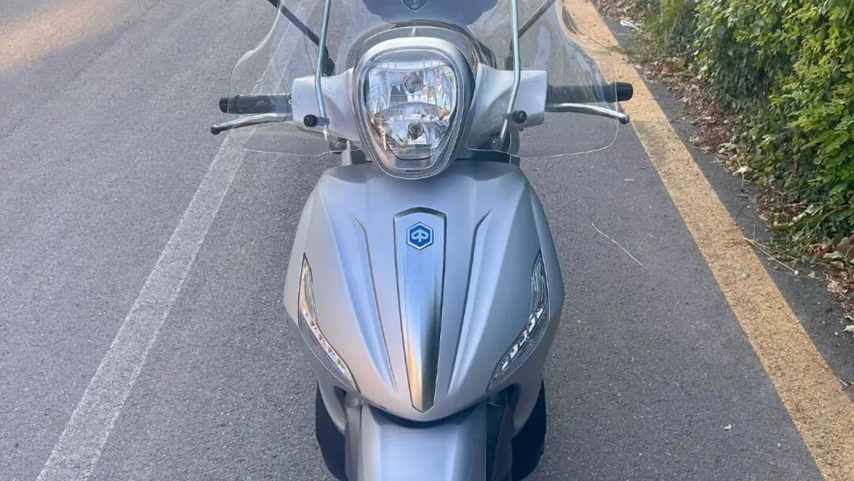 Piaggio Beverly 350 S ABS (2019 - 20)  (3)
